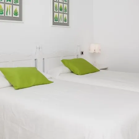 Mafloras Luxury & Beach * 손 서베라